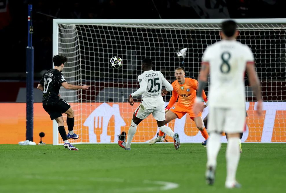 Get French Football News tweet media