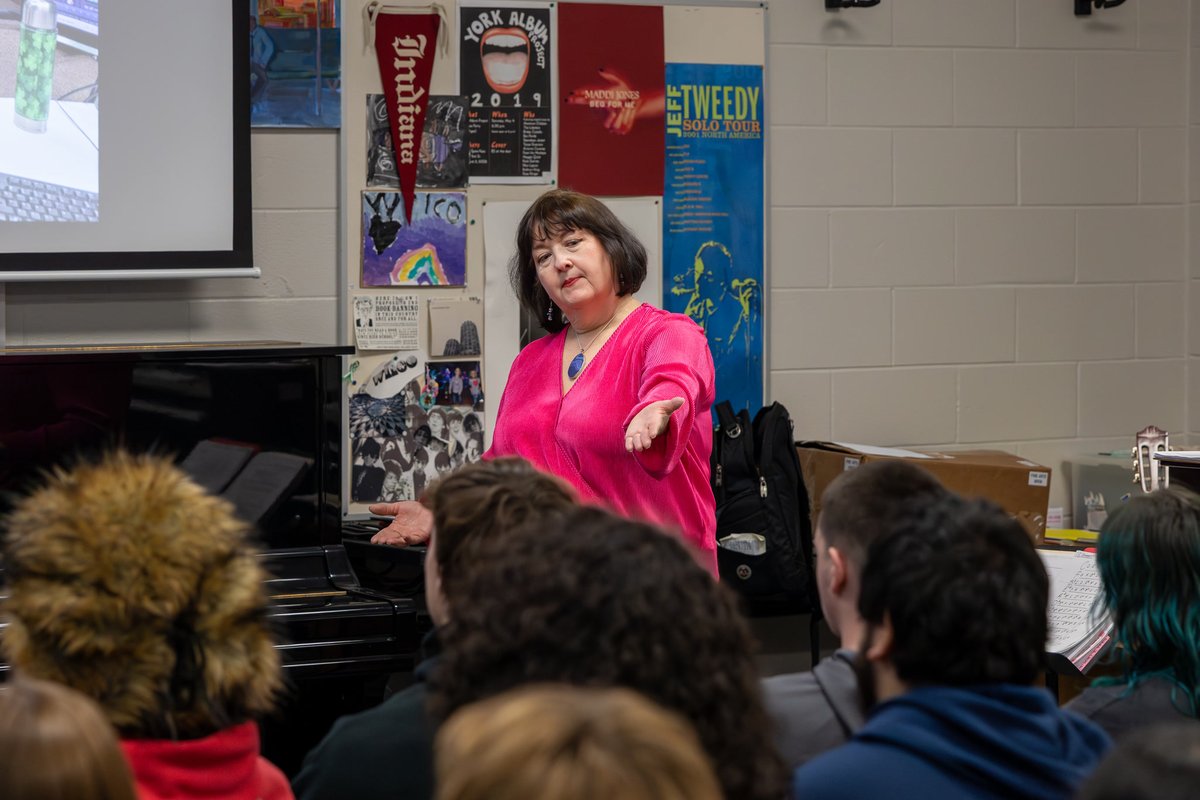 Elmhurst CUSD 205 tweet media