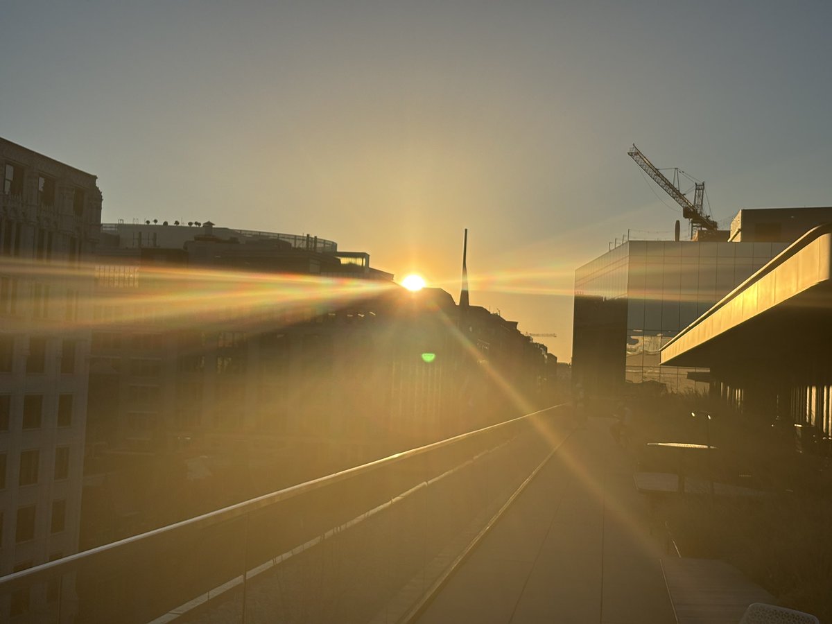 1llk1lly0u tweet media