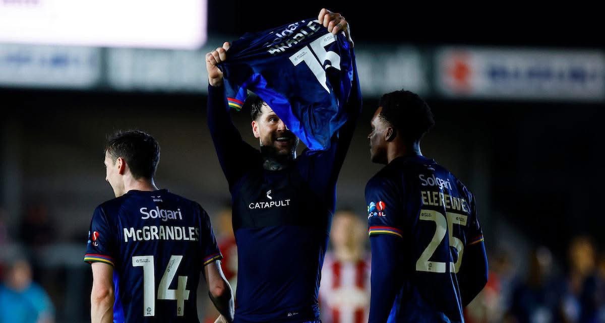 Jake Tonge tweet media