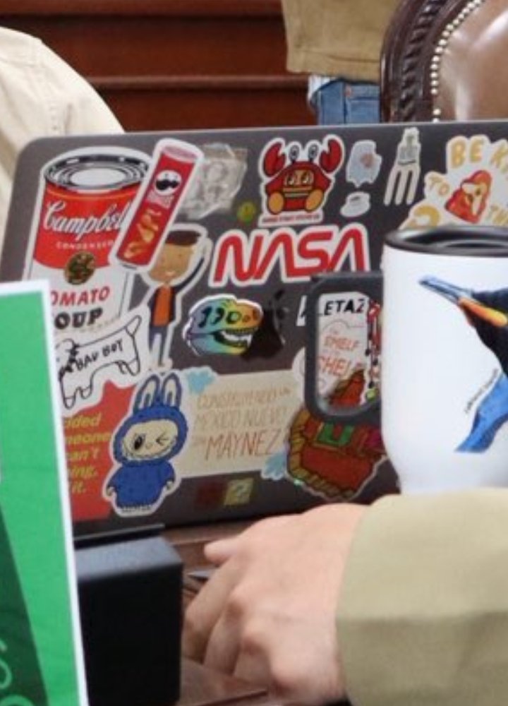 Benito Juárez en acción tweet media