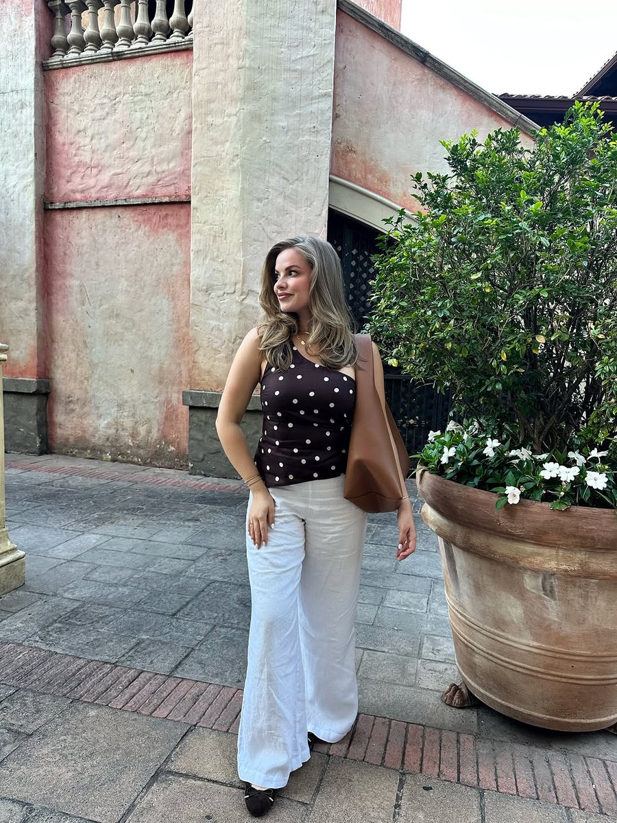 moller_jessi's tweet photo. Recognizing that you are not where you want to be is a starting point to begin changing your life.” https://t.co/c3OWU8wZ5h