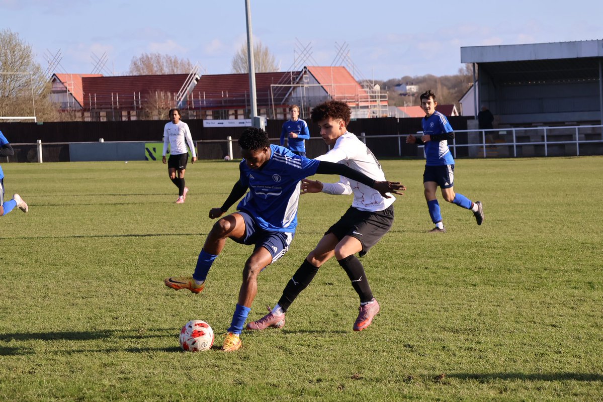 Future Pro tweet media