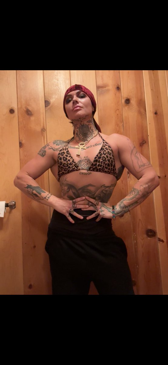 TheRavenRoulette tweet media