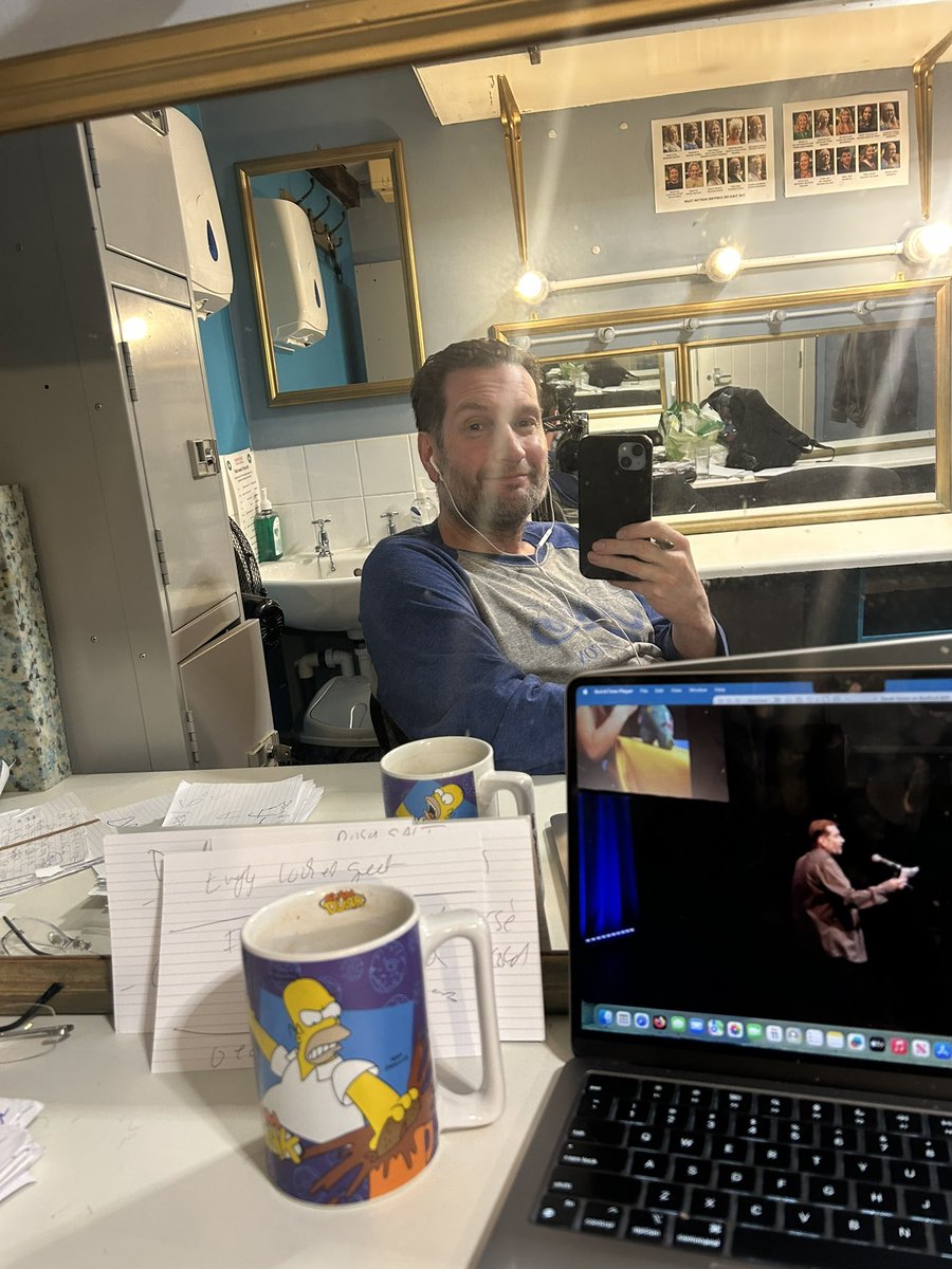 Gary Delaney: On tour tweet media