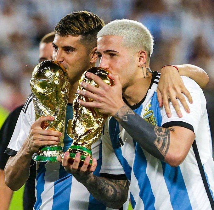 santtucarp's tweet photo. River Plate Pictures That Go Hard. https://t.co/jk5wOflQdP