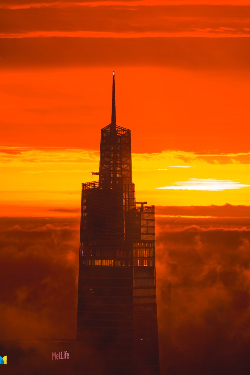 shotbyjazzmin's tweet photo. Incredible Shots …📸🔥
.
.
.
.
#architecture #nyc #empirestateofmind #keepshooting📸 #pickupyourcamera📸 https://t.co/65tg21YNUO