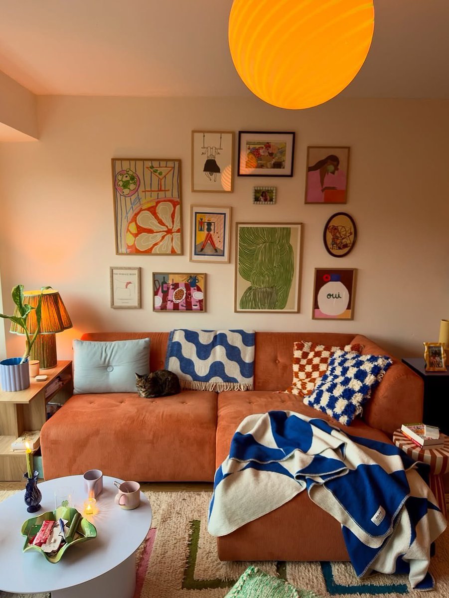 Aesthetic tweet media