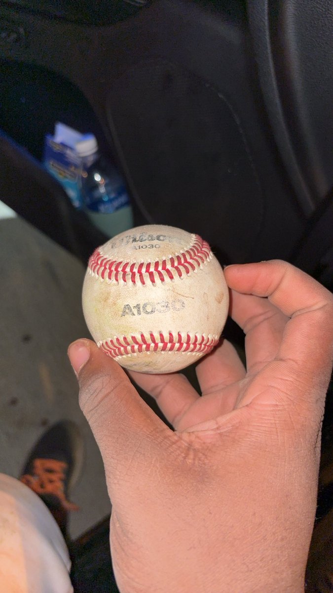 kemyron_'s tweet photo. First home run of the season didn’t get it on video.
@HindsCC_BB https://t.co/SN5oh2KpJY
