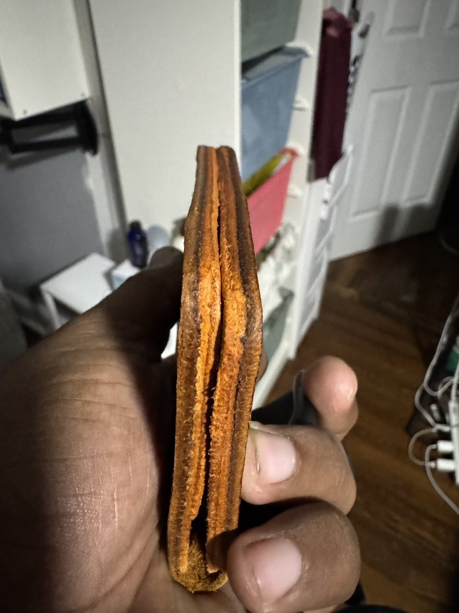 Modmonk3y's tweet image. Wallet #2 is done I’m in love with the process store coming soon #leatherwork #leatherwallet #leathersmith