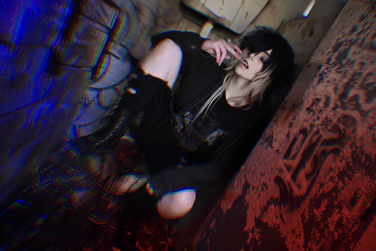 scapegoat.cos tweet media