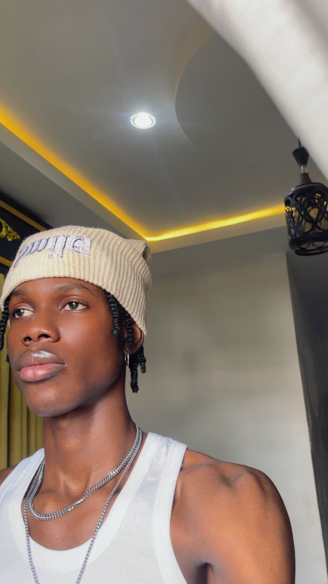 DAFÉ tweet media