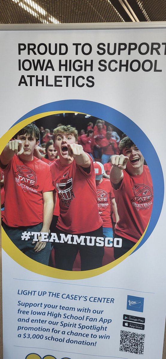 HEINOHeinen's tweet photo. Walking around the Casey's Center concourse.

Hey... they look familiar.

@TreynorNation https://t.co/bvCo3UlKGW