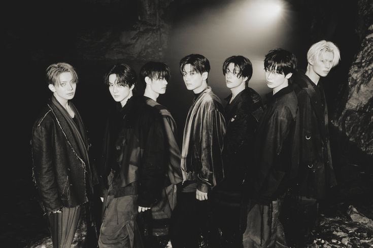 ENHYPEN IS SEVEN! 

희승이를 다시 엔하이픈으로 되돌리다!
#엔하이픈은_일곱이다
#엔하이픈은_7명이다
#엔하이픈_일곱을_지켜
#빌리프랩_설명해라