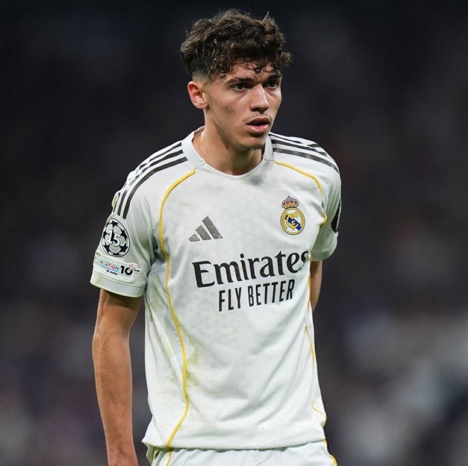 !£ ǥ ƶ ø n! 🐐 tweet media