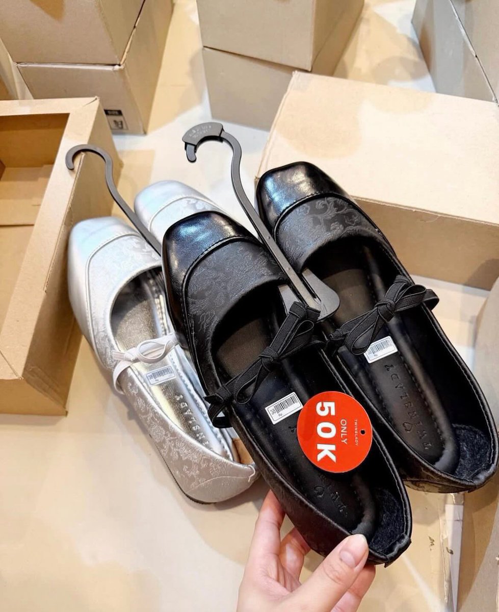 mood swing tweet media