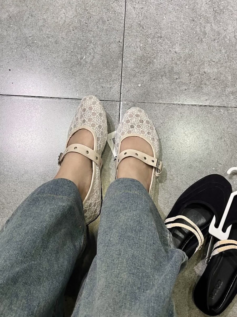 mood swing tweet media