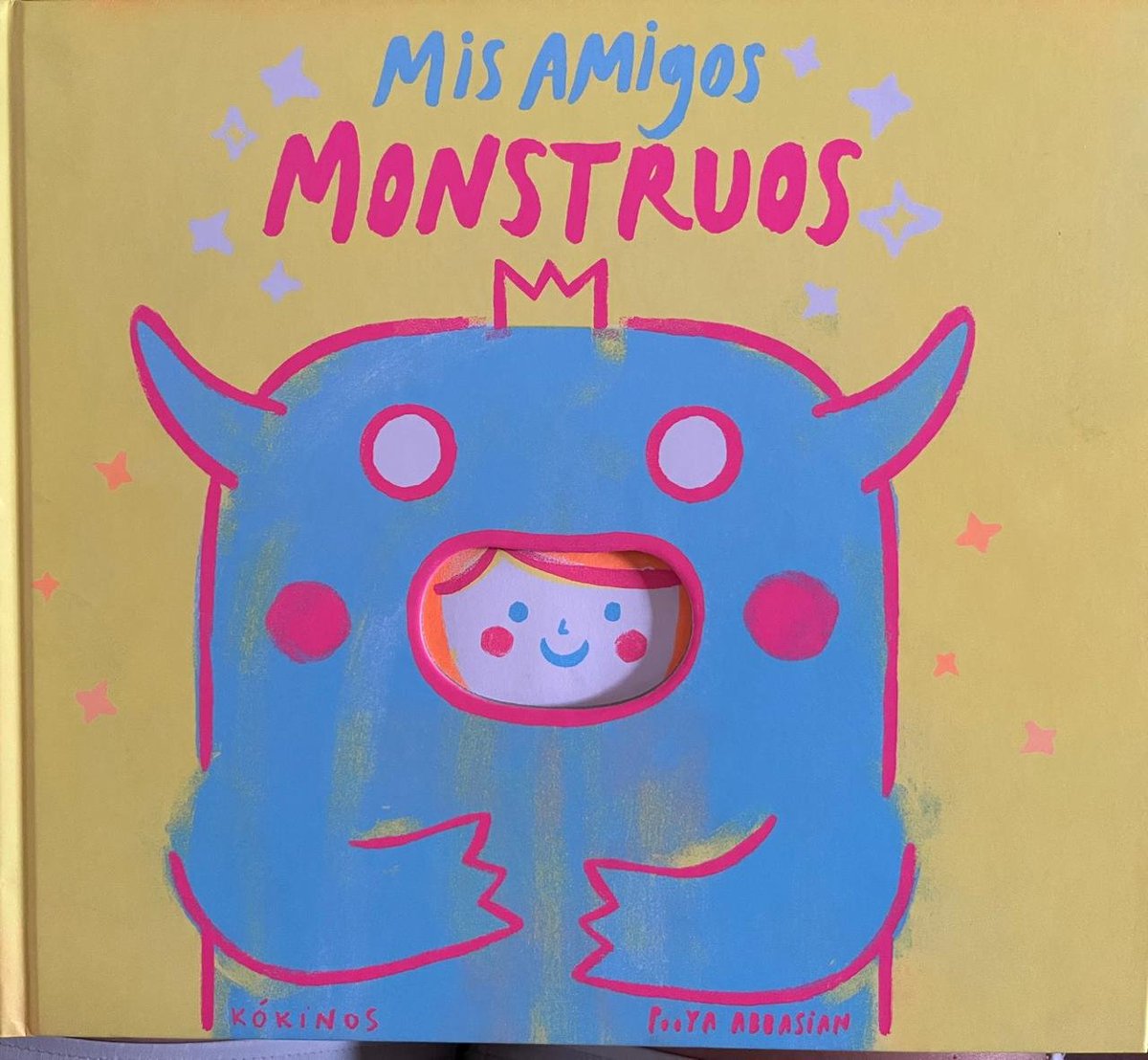 HernanSeivane's tweet photo. La Provincia de Buenos Aires no aguanta más el adoctrinamiento de género K y de la izquierda. Acompañé a Grace Spinelli de Padres Unidos, continuando con el aporte de pruebas en la causa que denuncia los libros de la ESI que promueven pedofilia e incesto. 🤮

La causa es impulsada por la @asoc_morelli y el concejal de LLA de Morón @ezetozziok.

Varios diputados nacionales y concejales de LLA lideran la pelea contra la perversión de la ideología de género en cada rincón de la Pcia. 🦁⚖️🇦🇷

Se agradece a @tipitoenojado y @Tomidiazcueto por el aporte de pruebas. También a todos los padres, profesores y maestros que desde el anonimato, por el miedo a las represalias, nos aportan material. 📁🛡️