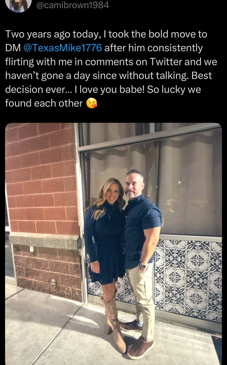 girthbrooksi's tweet photo. This was while you were still married right?? @camibrown1984 @TexasMike1776 https://t.co/ROF2MhyyfQ
