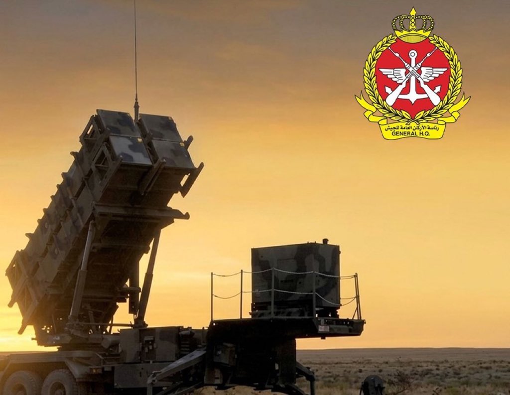 الجيش الكويتي يتصدى لهجمات صاروخية وطائرات مسيرة معادية