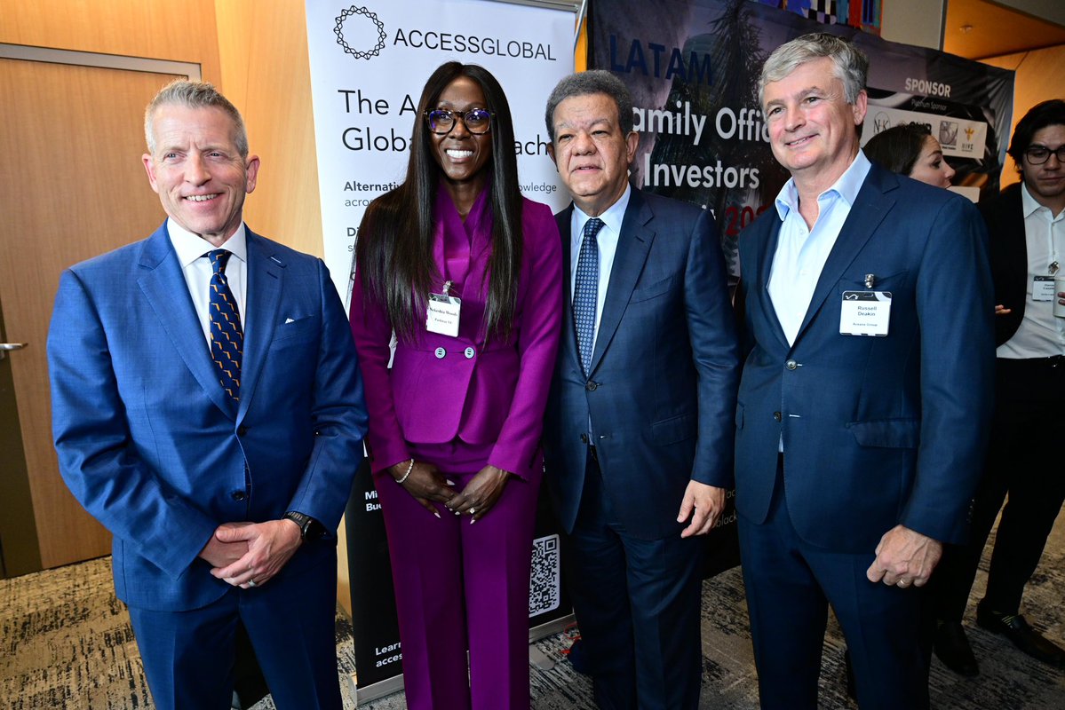 Leonel Fernández tweet media