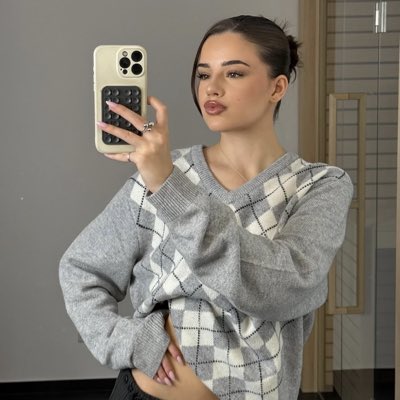 Ari Fuentes tweet media
