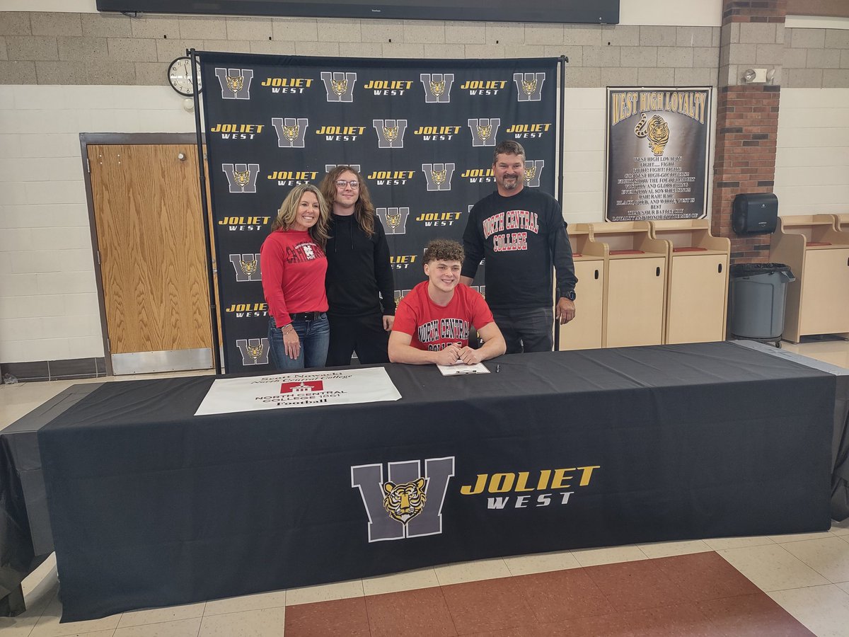Joliet West Football tweet media