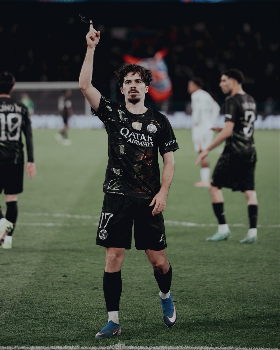 CabineSport's tweet photo. Ídolo máximo. 🌟 https://t.co/EDfBrHhkiC