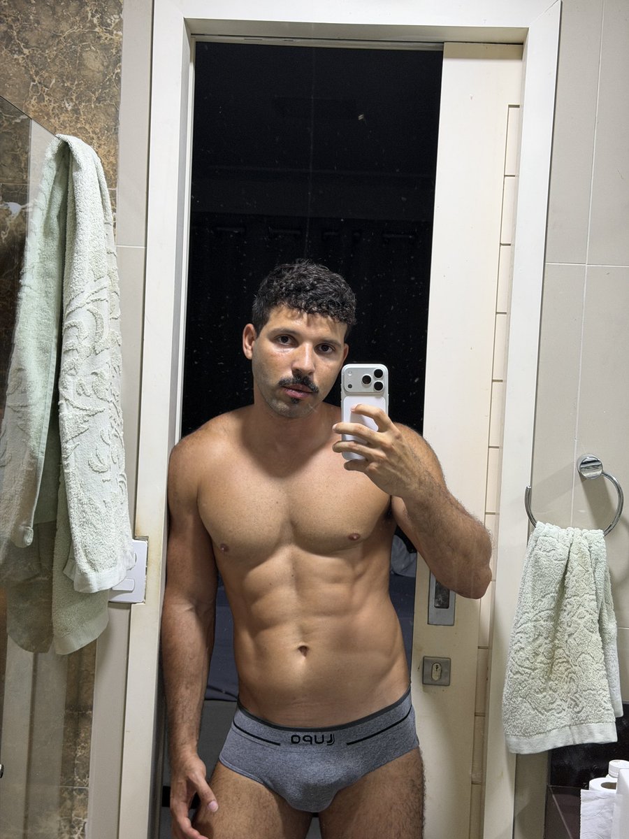 Brunos com 4 o tweet media