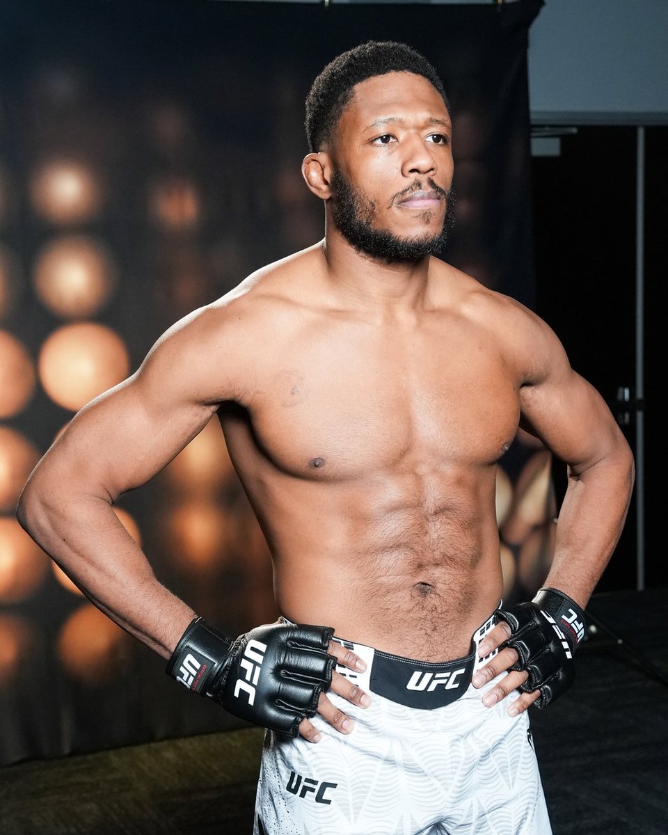UFC tweet media