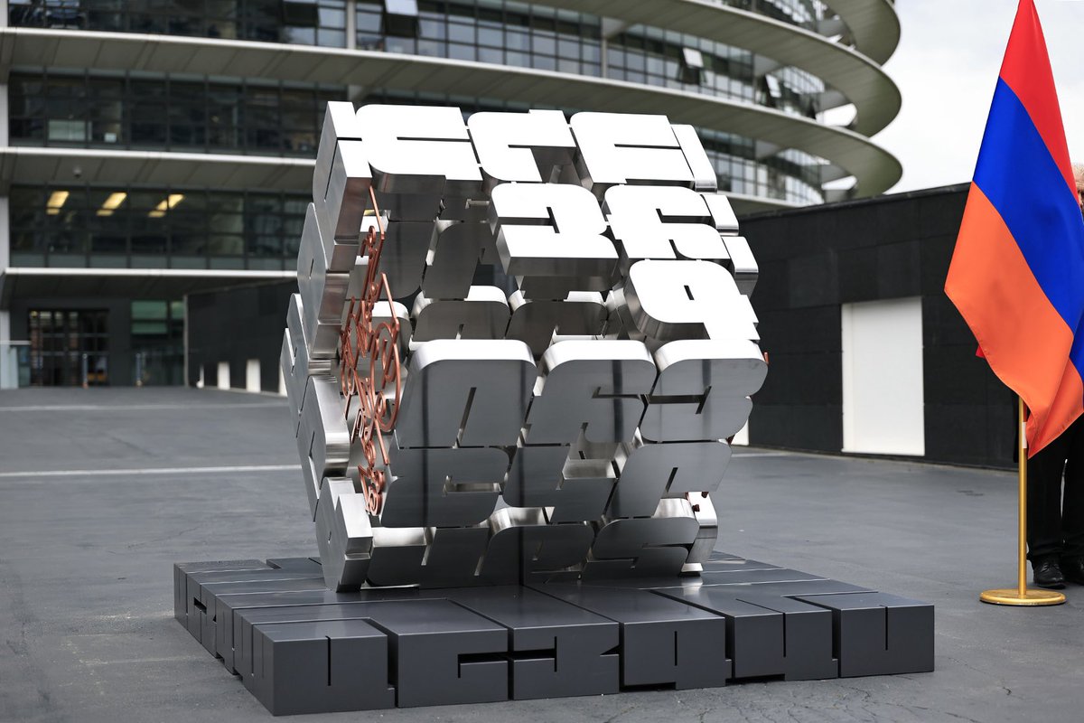 Tigran Balayan tweet media