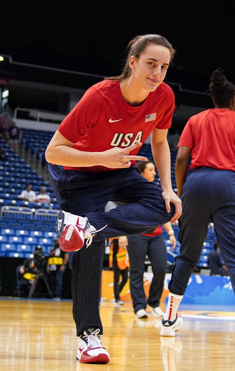 correlation tweet media