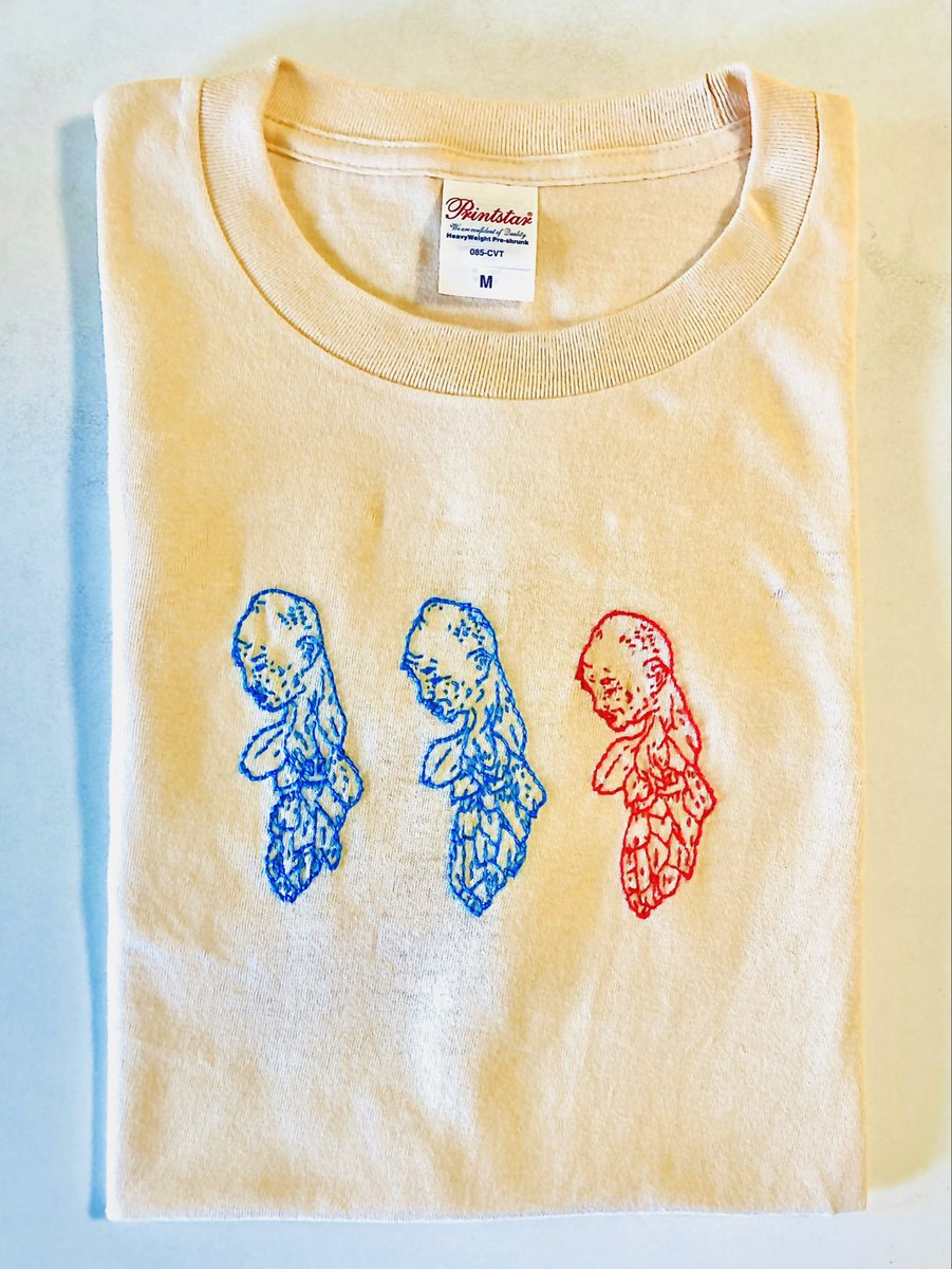 HermitProject's tweet image. ナチュラル色のTシャツに手刺繍をしました👕Mサイズ
#ナチュラルカラー
#handembroidery 
#Tシャツ刺繍
#embroiderydesign 
#手刺繍
