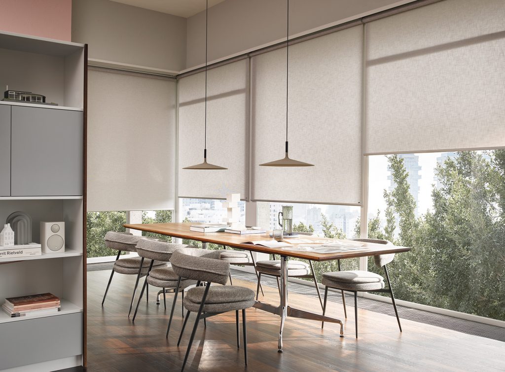 MajorBlinds's tweet photo. En @MajorBlinds siempre hemos creído que la cortina se fabrica para la ventana, no la ventana para la cortina, llámanos 3338255657! https://t.co/qypMDpCKCe
