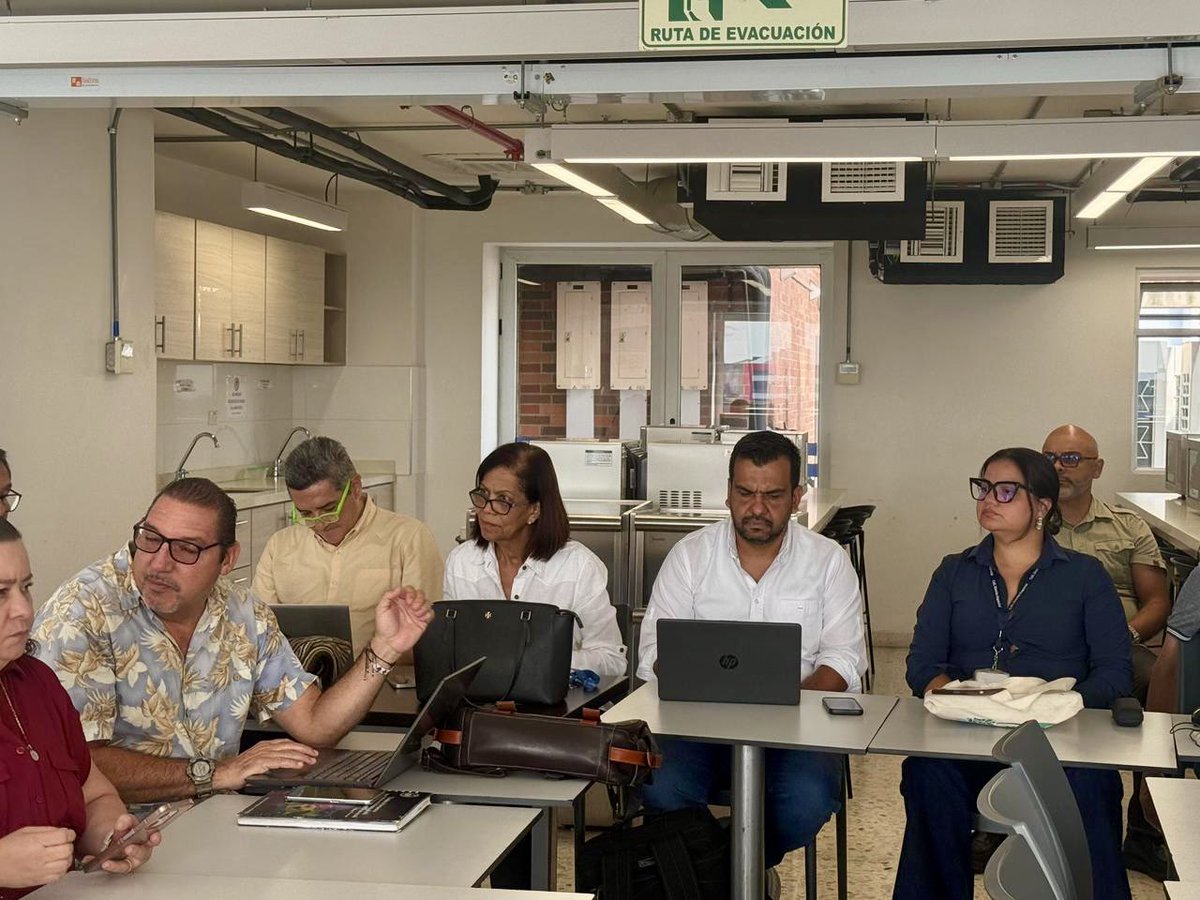 Secretaría de Educación de Cali tweet media