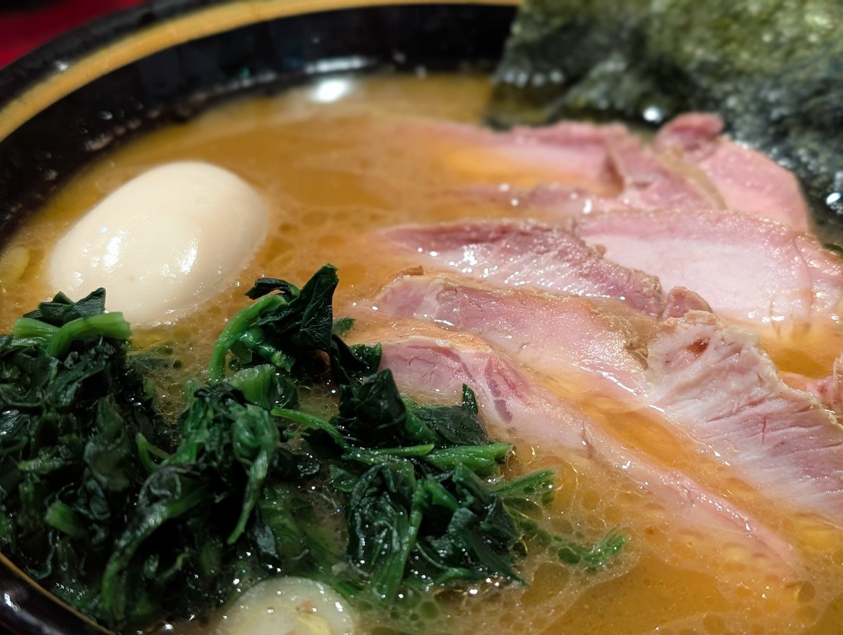 ペペロン tweet media