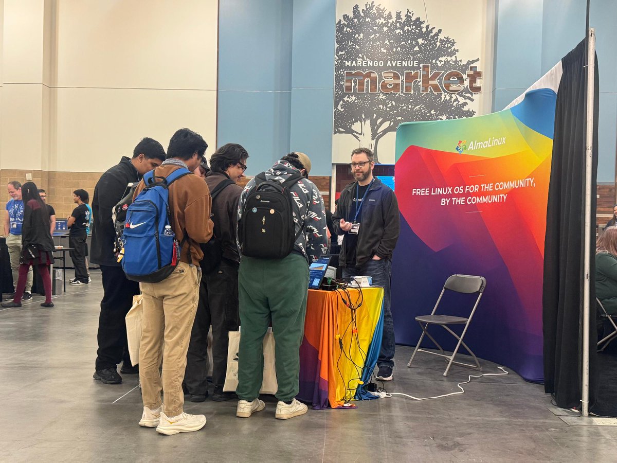 AlmaLinux tweet media