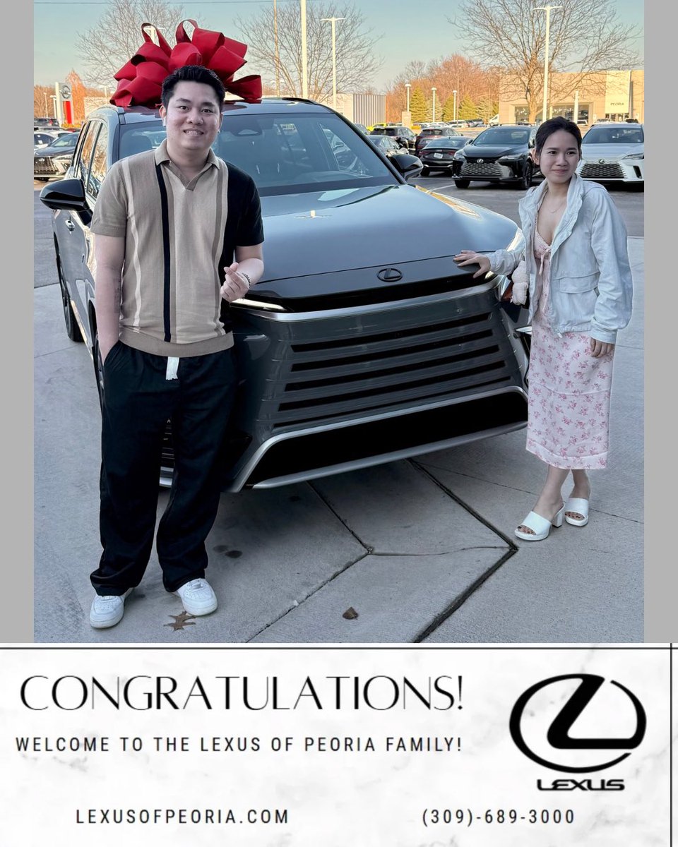 PeoriaLexus's tweet image. 🎉 Congrats to Evan at Lexus of Peoria for helping customers drive off in new Lexus vehicles! 🚗✨ 

#LexusOfPeoria #NewLexus #DriveInStyle