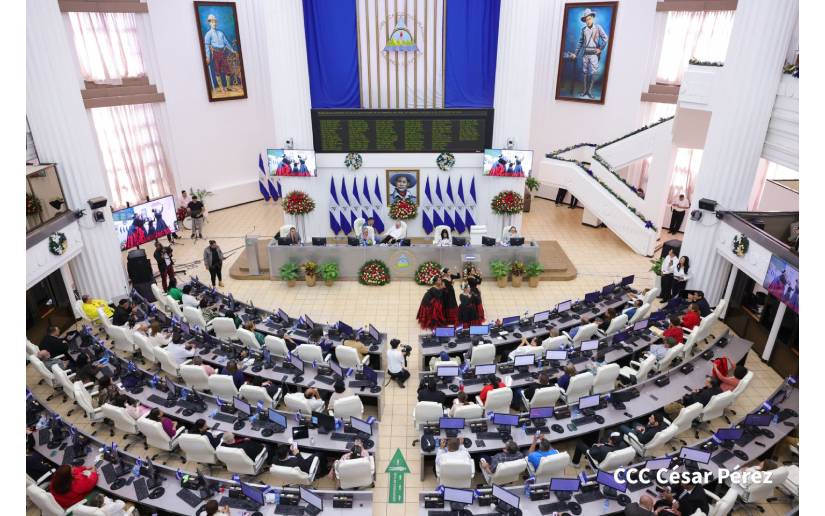 La <a href="/AsambleaNi/">Asamblea Nacional Nicaragua</a> recordó hoy 11 de marzo el legado de la diputada y heroína nacional Gladys Báez, al cumplirse un año de su tránsito a otro plano de vida, destacando su trayectoria revolucionaria, su compromiso, impulsando iniciativas orientadas a la restitución de derechos.