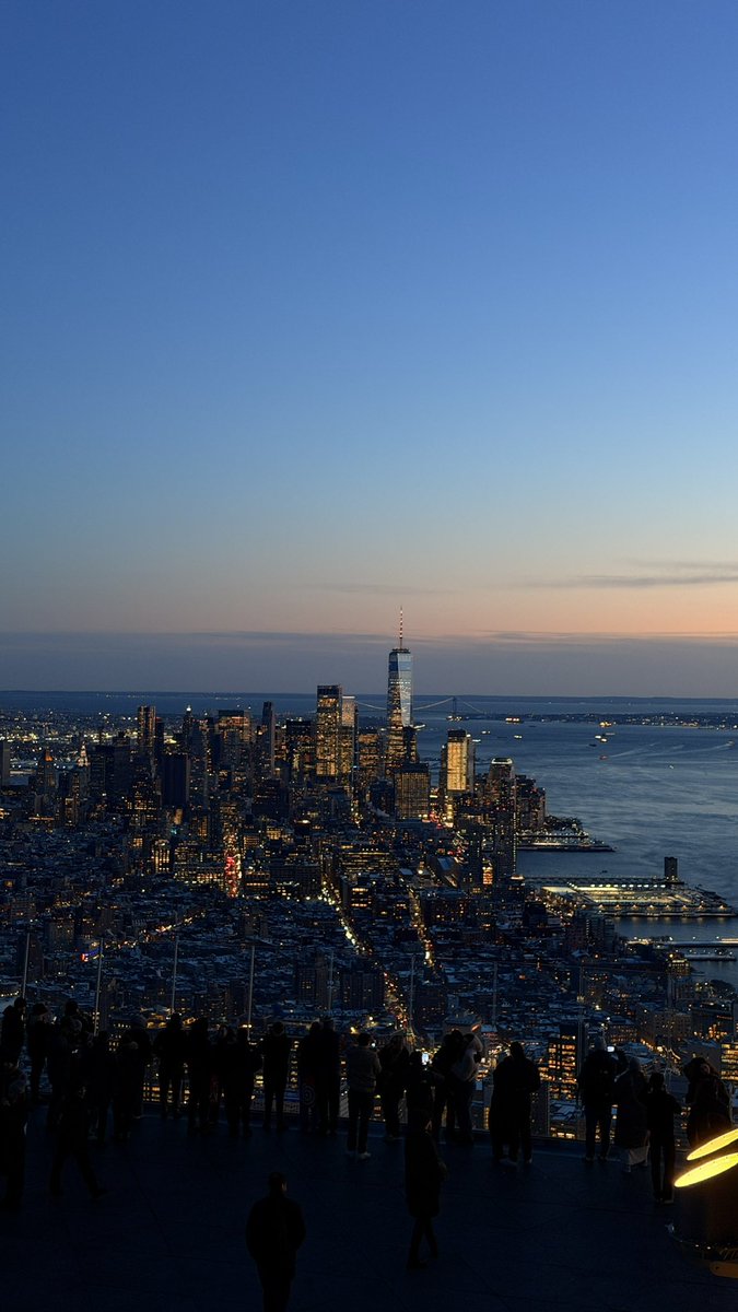 AverageAndy tweet media