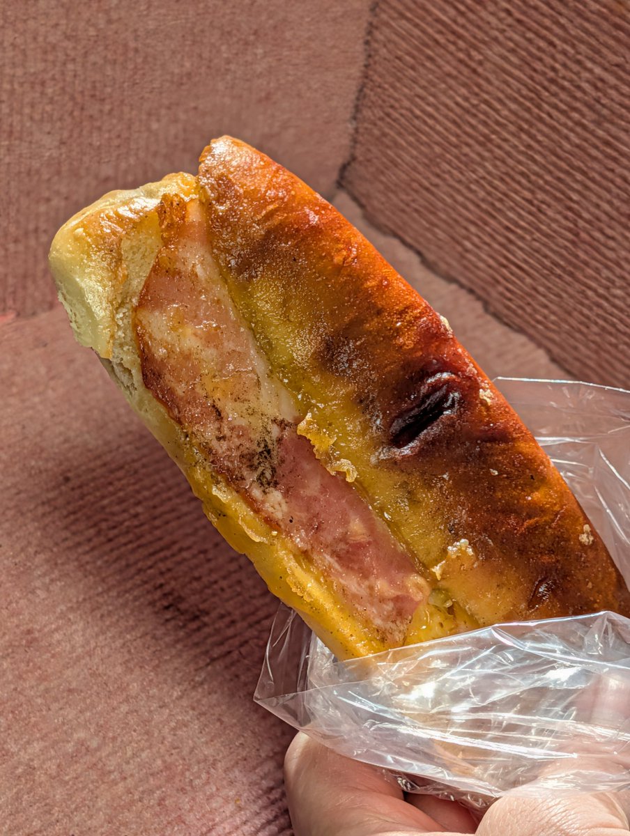 週末八幡bot tweet media