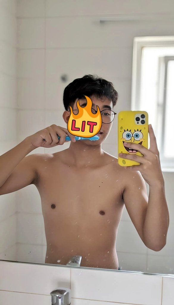gueal_'s tweet photo. Jangan lupa sikat gigi ya abis sahurrrrrr https://t.co/8AeN0DYdau