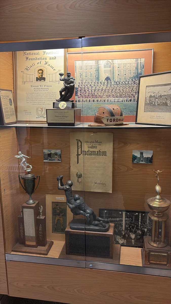 CamGradyy's tweet image. Fordham Visit 🛩️ @FORDHAMFOOTBALL @ArtAsselta 🐏 #RAMILY 

@DEFCONTX7V7   @210Preps @PrepRedzoneTX @ChadSimmons_ @samspiegs @MikeRoach247 @_RL_Martin @TomLoy247 @KABBFOX29 @ksatnews @dctf @Coach_MOrales @Matt_Stepp817