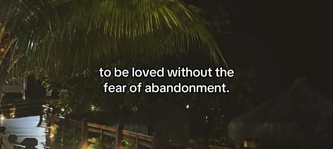 Libriscent tweet media