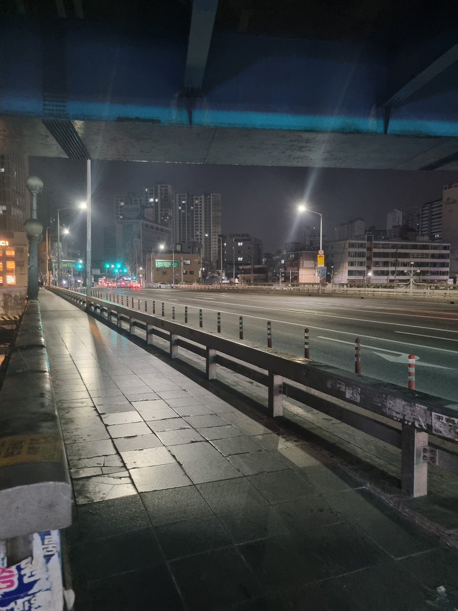 asco1414's tweet photo. 으으으 새벽 6시에 친구랑 헬스장와서 운동하고 바로 학교간드아ㅏㅏㅏ😑😑 https://t.co/oJTJPAIZ1A