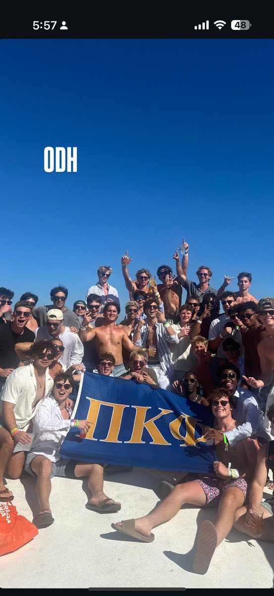 Jean Paul III tweet media