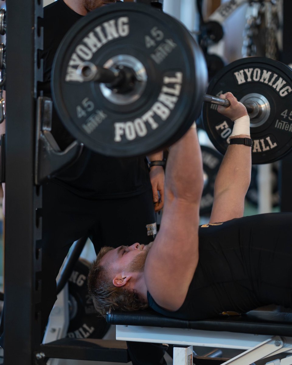 Wyoming Cowboy Football tweet media