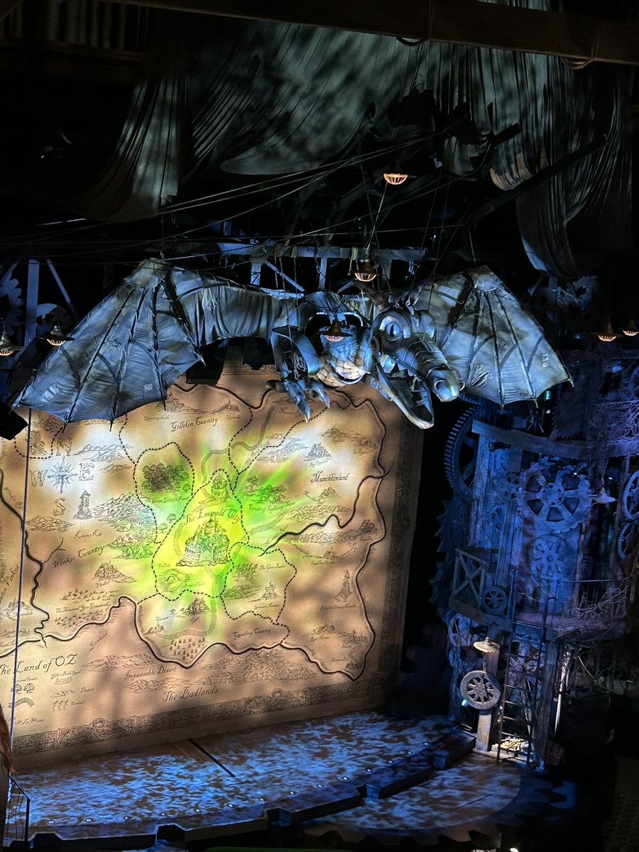 j e s s 🕸️ tweet media