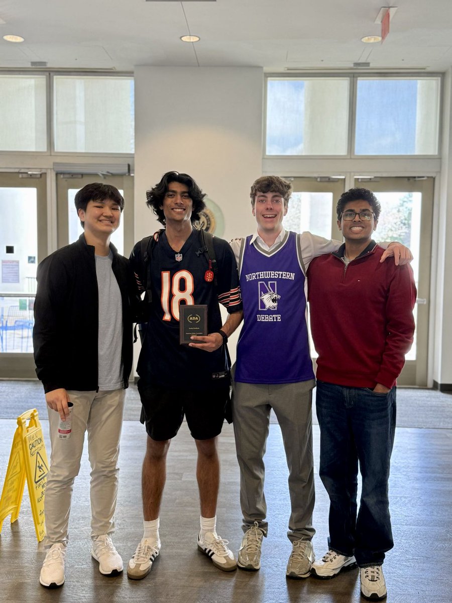 Northwestern Debate tweet media