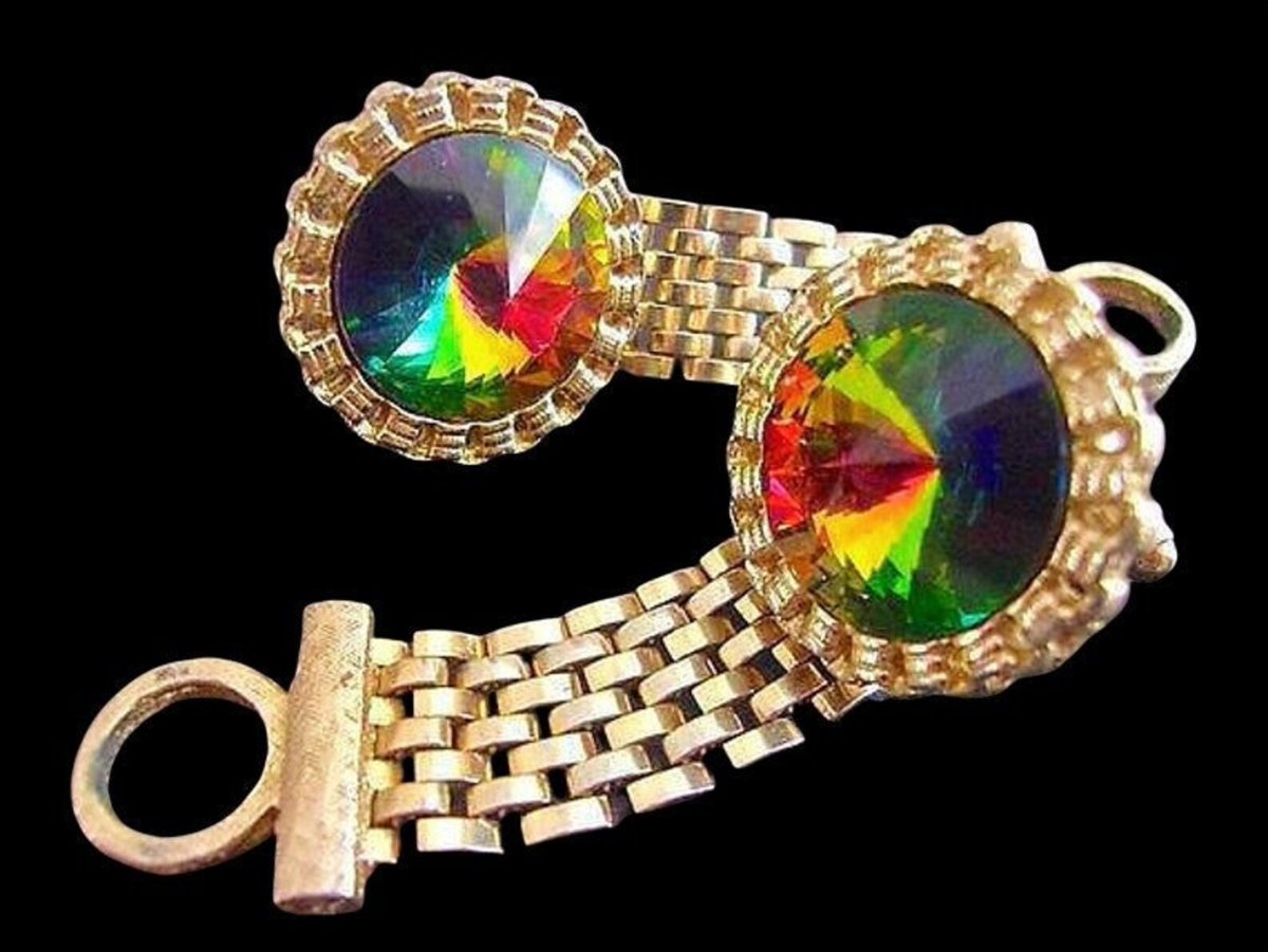 Cufflinks Watermelon Rivoli Rhinestone DANTE, Signed Mesh Wrap, Multicolor, Vibrant Vtg
etsy.com/listing/440236…?
#cufflinks #Rivoli #rhinestones #vintage #mensJewelry #rainbowcolors #wedding #groom #gift #anniversary #birthday #glass #Dante #heliotrope #designer #signed #goldtone